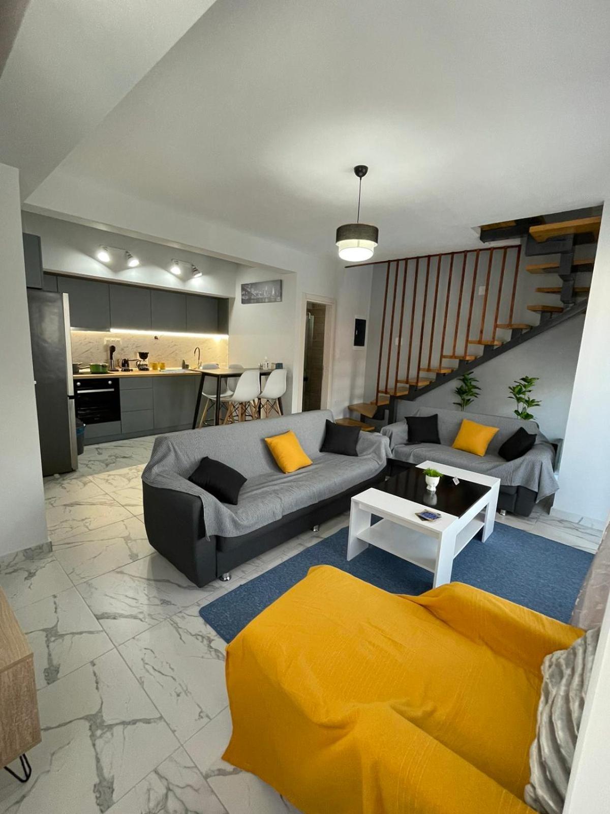 Chara'S House Appartement Kavala Buitenkant foto